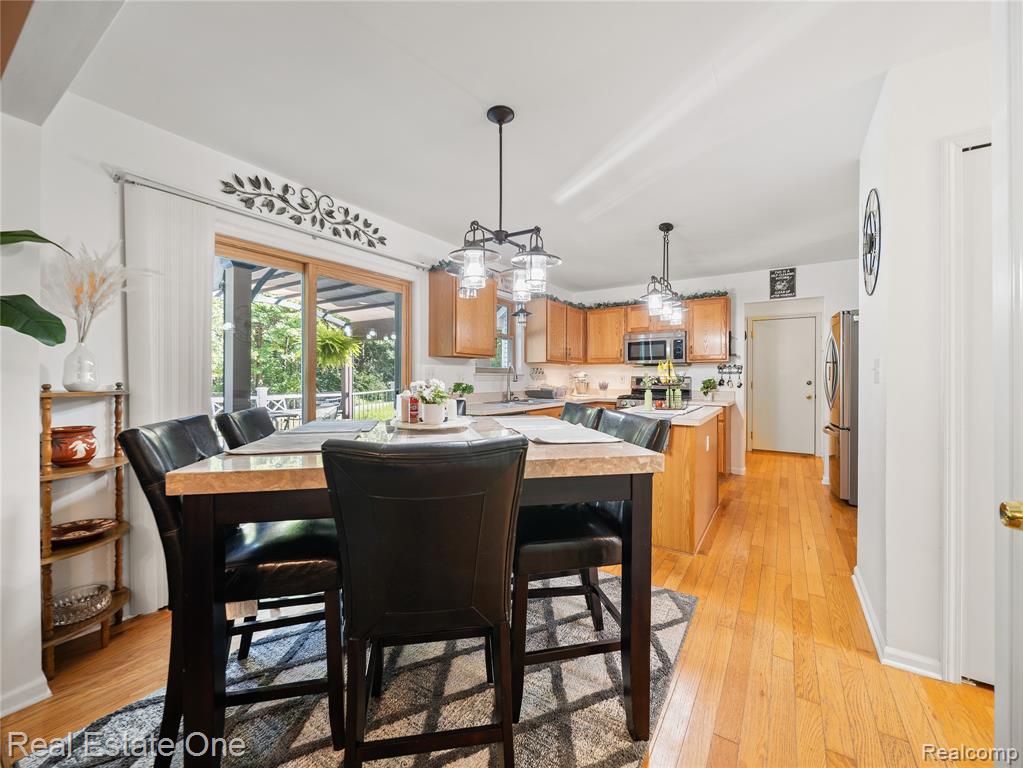 4445 Old Warner Court, Milford, MI 48380 — Photo 13