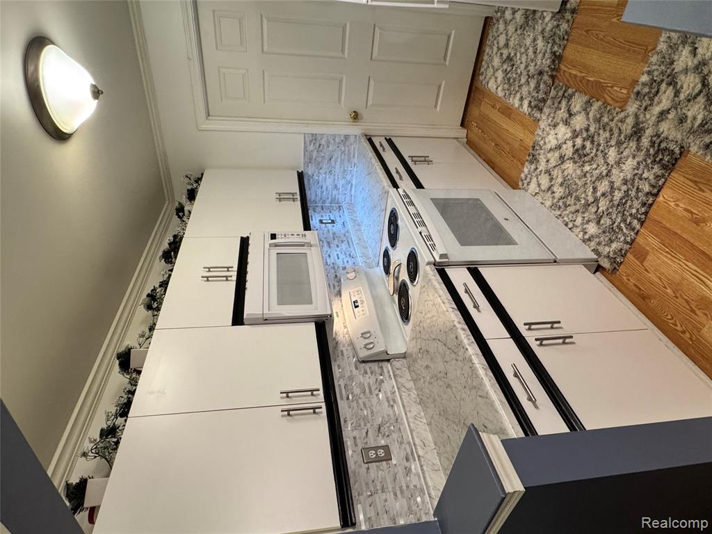 4165 Berkshire Drive, Sterling Heights, MI 48314 — Photo 12