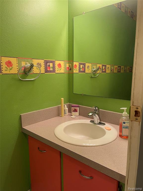 6131 Western Drive, 45, Saginaw, MI 48638 — Photo 21