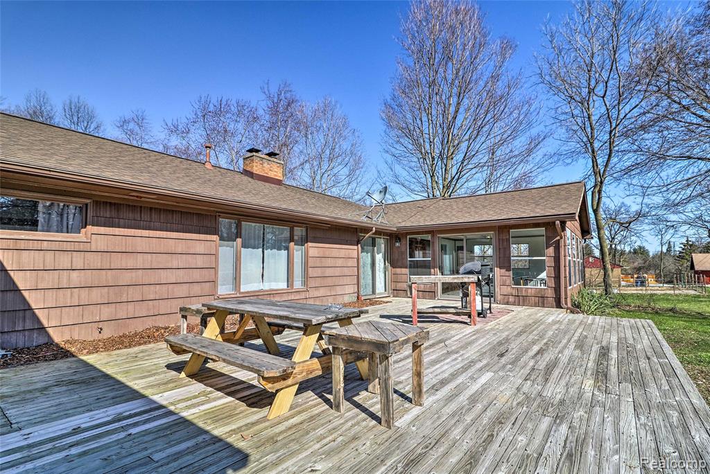 2136 Newport Road - Photo 4