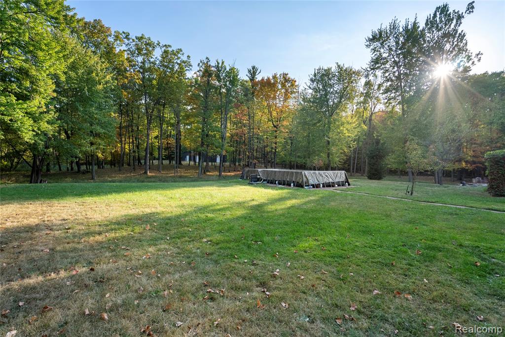 2631 Lakeville Road, Oxford, MI 48370 — Photo 8