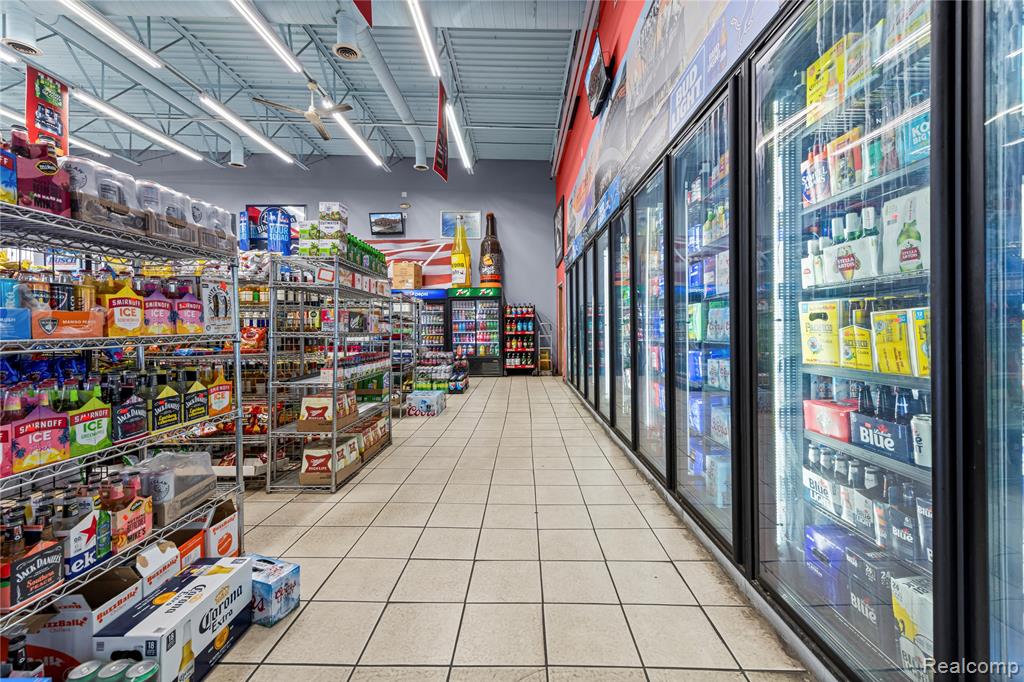 7512 9 Mile E, Macomb, MI 48091 — Photo 22