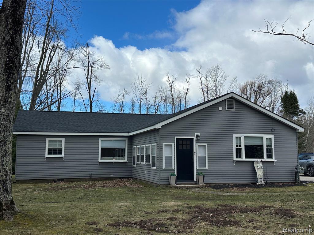 7726 Lake Street, Alanson, MI 49706 — Photo 2