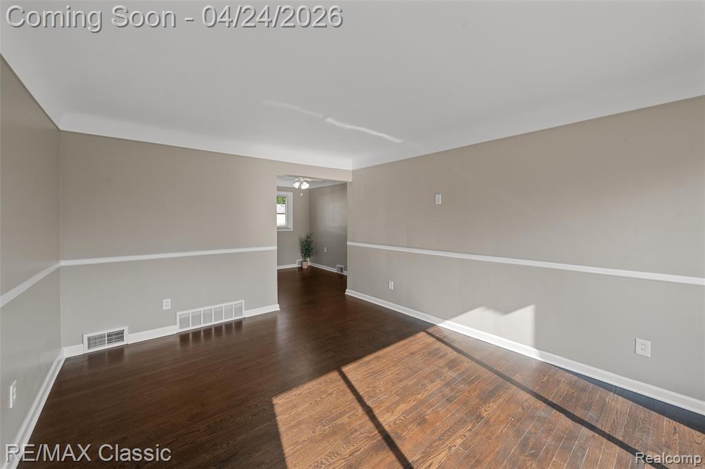 6647 Arcola Street, Garden City, MI — Photo 8