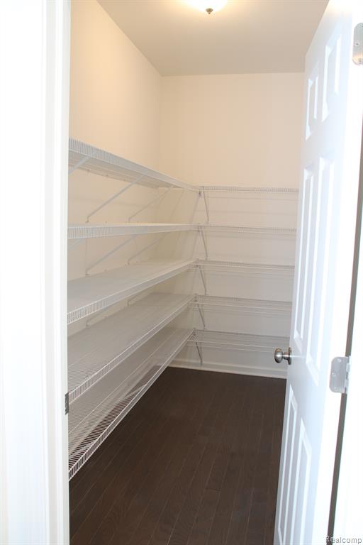 7296 Evergreen Trail, Almont, MI, 48003