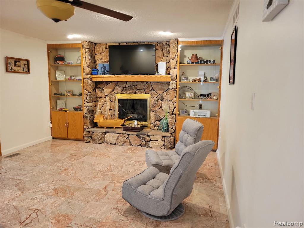 5549 Perrytown Drive, West Bloomfield, MI — Photo 47