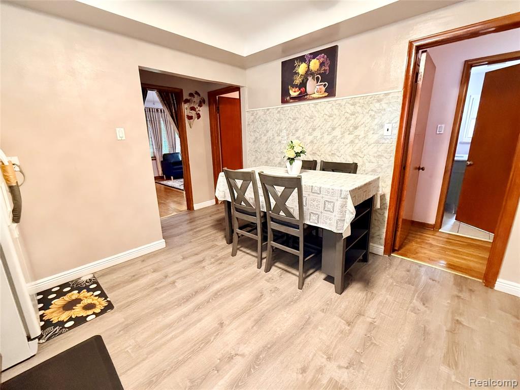 8152 Potomac, Center Line, MI 48015 — Photo 19