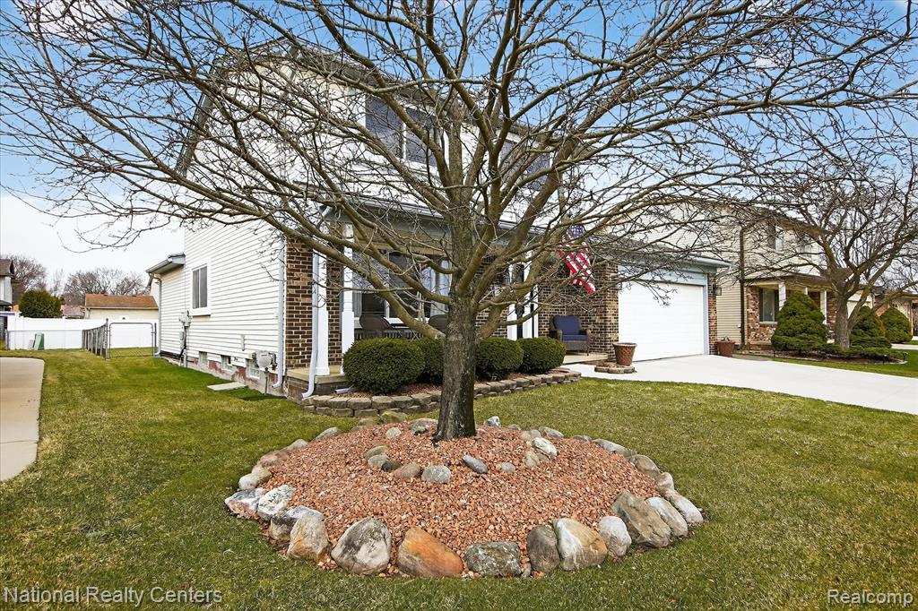 42020 Hystone Street, Canton, MI 48187 — Photo 2