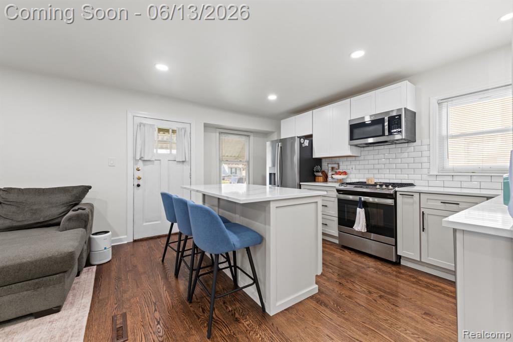 893 Ford Boulevard, Lincoln Park, MI 48146 — Photo 10