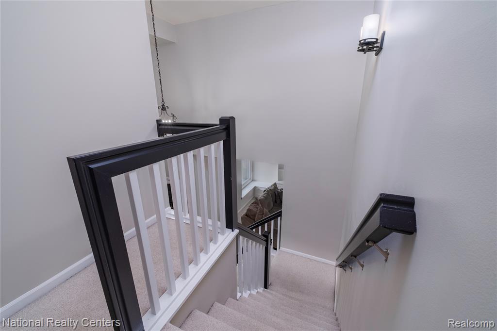 9859 Aylebury Drive, South Lyon, MI 48178 — Photo 28