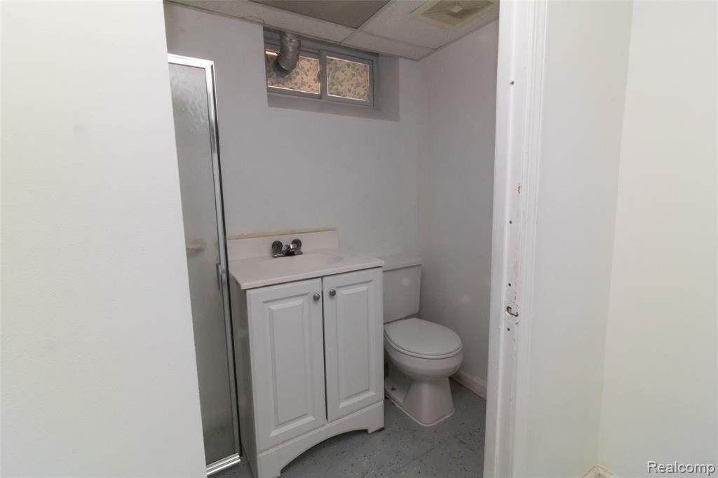 6630 Hartwell Street, Dearborn, MI 48126 — Photo 41