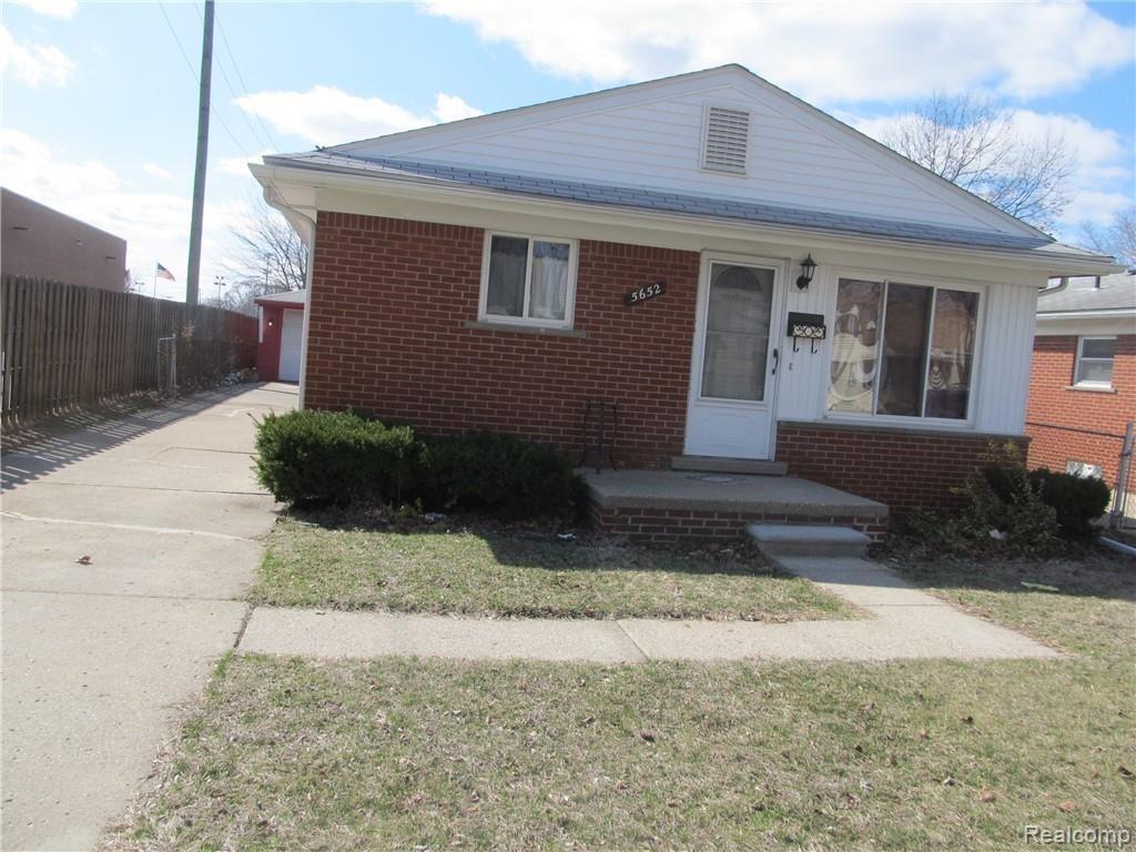 5652 WESTPOINT Street, Dearborn Heights, MI 48125 — Photo 21