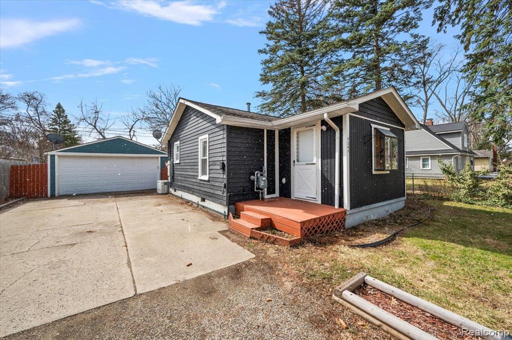 7243 Garvin, Waterford, MI 48329 — Photo 3