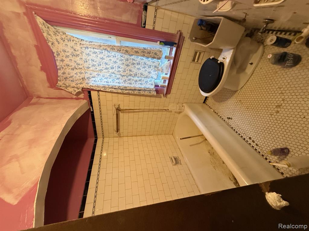 13324 Camden Street, Detroit, MI 48213 — Photo 11