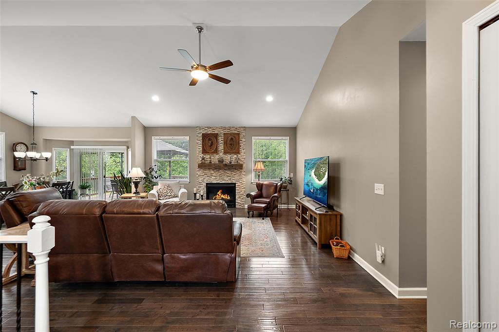 52 Parker Lane, Ortonville, MI 48462 — Photo 10