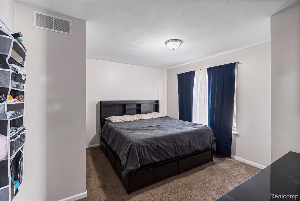 470 E Wood Street, Flint, MI 48503 — Photo 17