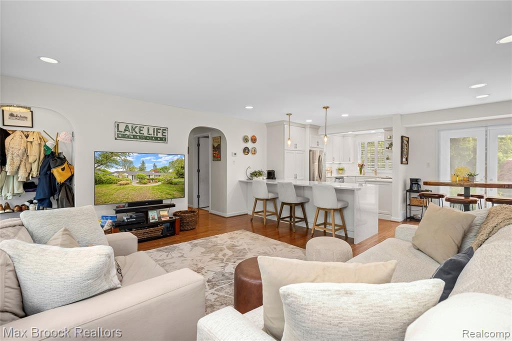6485 Thurber Road, Bloomfield Hills, MI 48301 — Photo 12