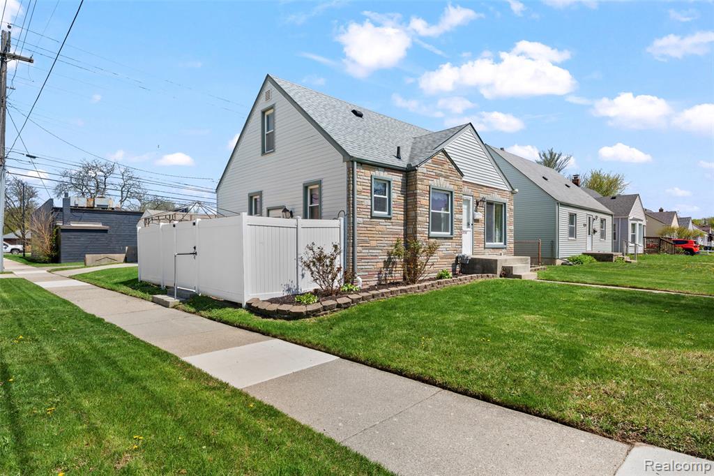 13750 Kingston Street, Oak Park, MI 48237 — Photo 3