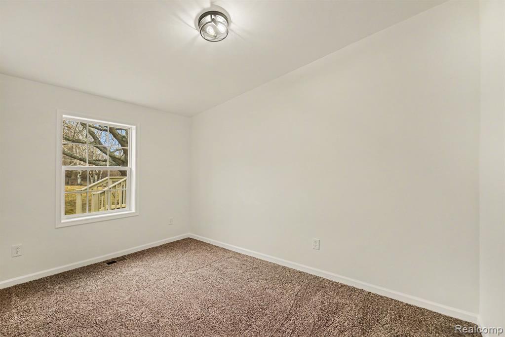 3025 N Lake Pleasant Road, Attica, MI 48412 — Photo 19