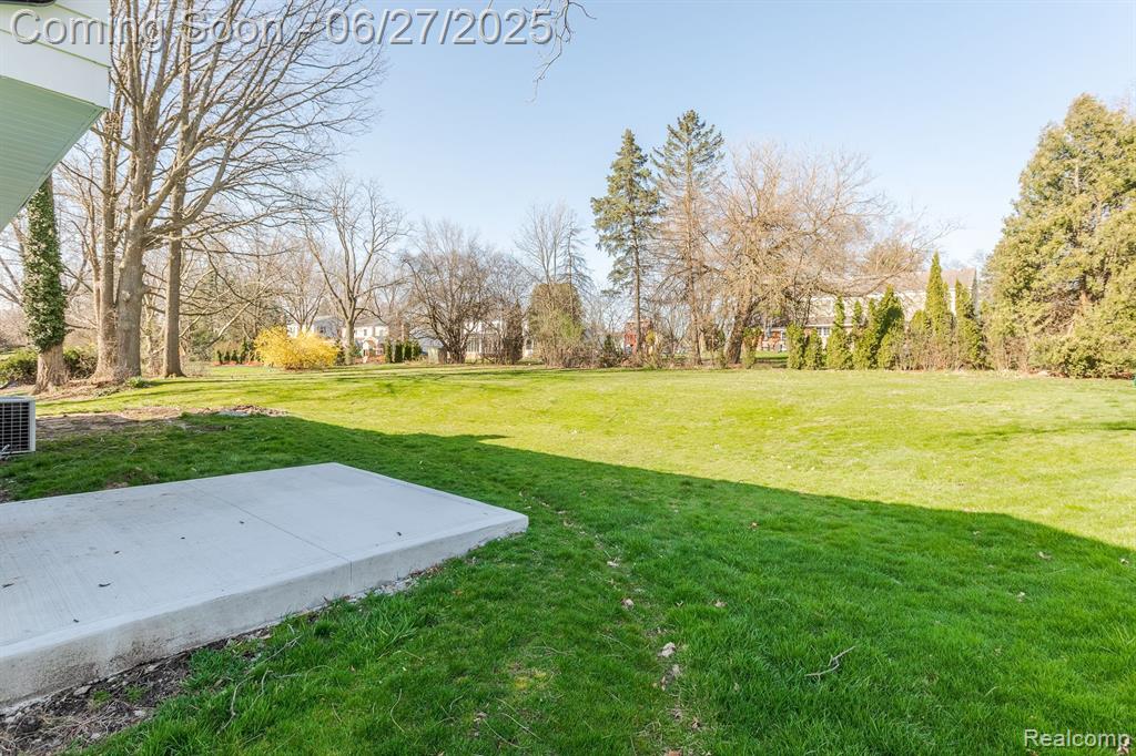 4054 ANTIQUE Lane, Bloomfield Hills, MI 48302 — Photo 29
