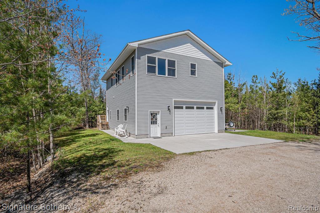 6850 BEACH Road, Rogers City, MI 49779 — Photo 30