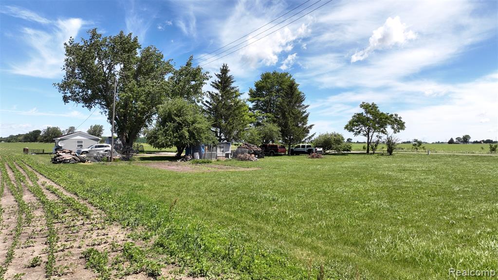 3521 Benoit Road, Fairgrove, MI 48733 — Photo 7