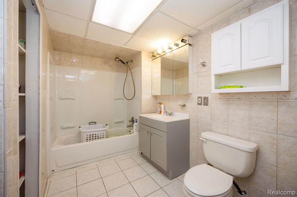 5858 Reuter Street, Dearborn, MI 48126 — Photo 42