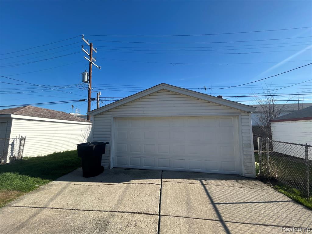 8060 HOUSE Street, Detroit, MI 48234 — Photo 45