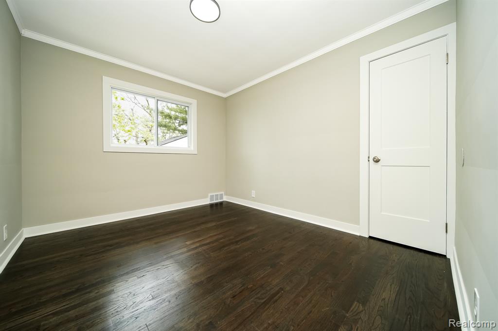17330 Ego Avenue, Eastpointe, MI 48021 — Photo 27