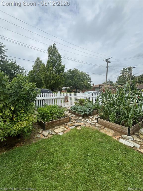 23111 Scotia Road, Oak Park, MI 48237 — Photo 42