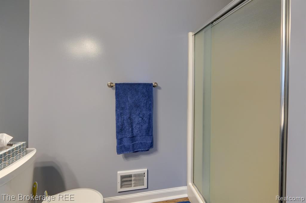 4391 Eagle Lane, Burton, MI 48519 — Photo 23