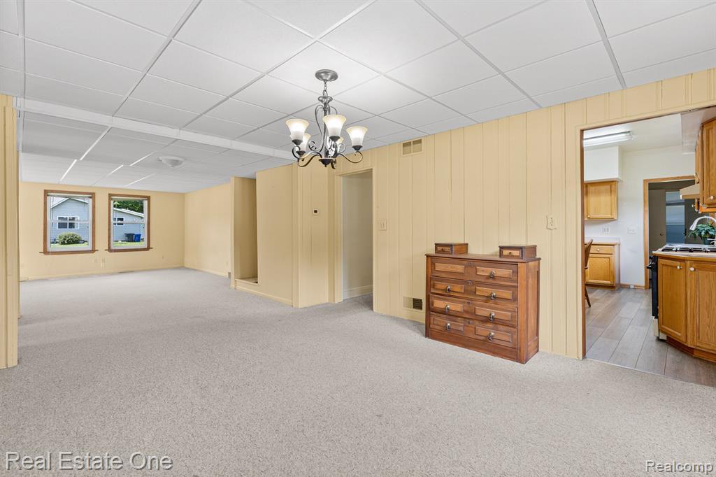 447 E JACKSON Street E, Lake Orion, MI 48362 — Photo 14