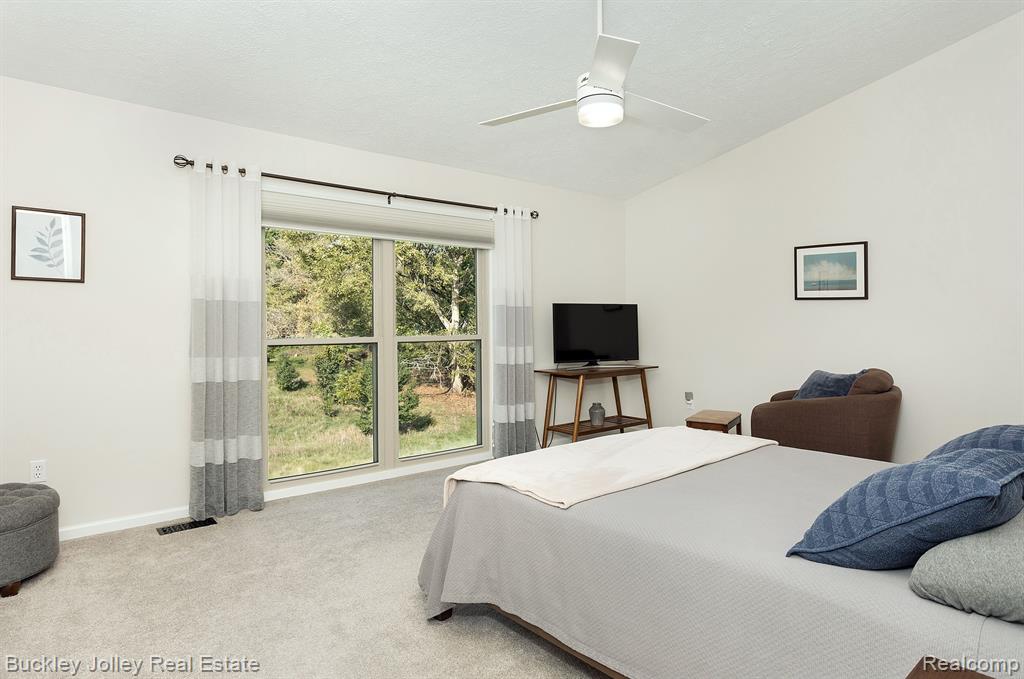 2038 CUMBERLAND Drive, Brighton, MI 48114 — Photo 14