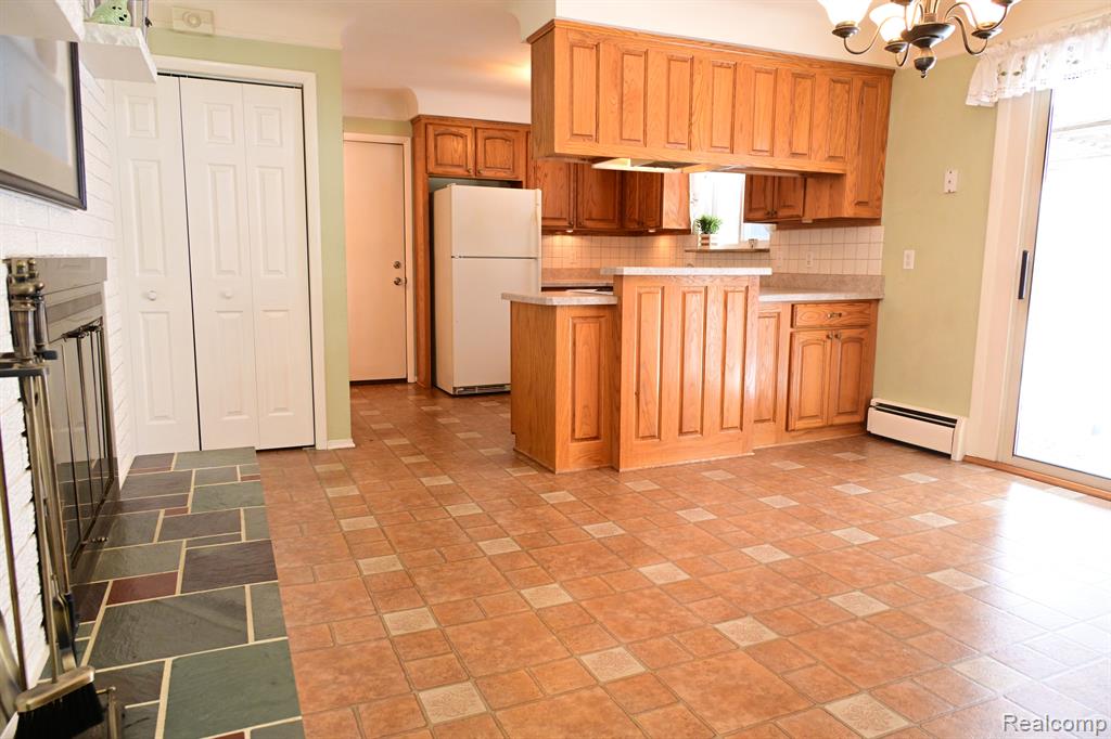 4160 MONTGOMERY Drive, Shelby Twp, MI 48316 — Photo 70