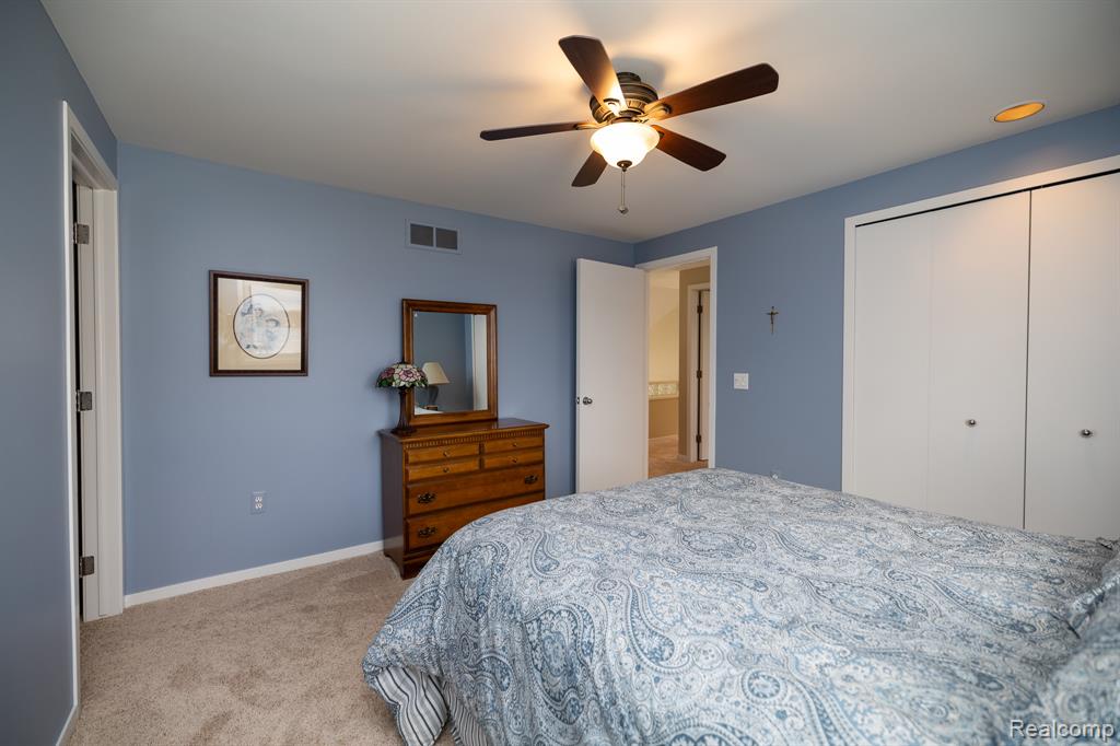 762 Golden Shores, White Lake, MI — Photo 31