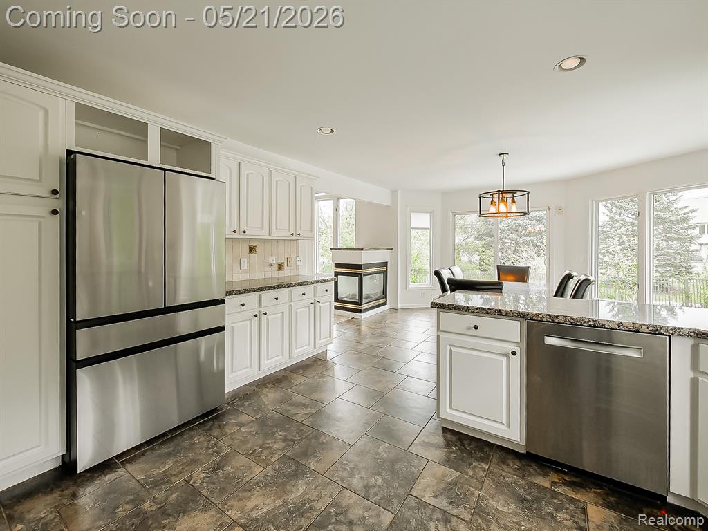 14001 Wayford Run, Shelby Twp, MI 48315 — Photo 22