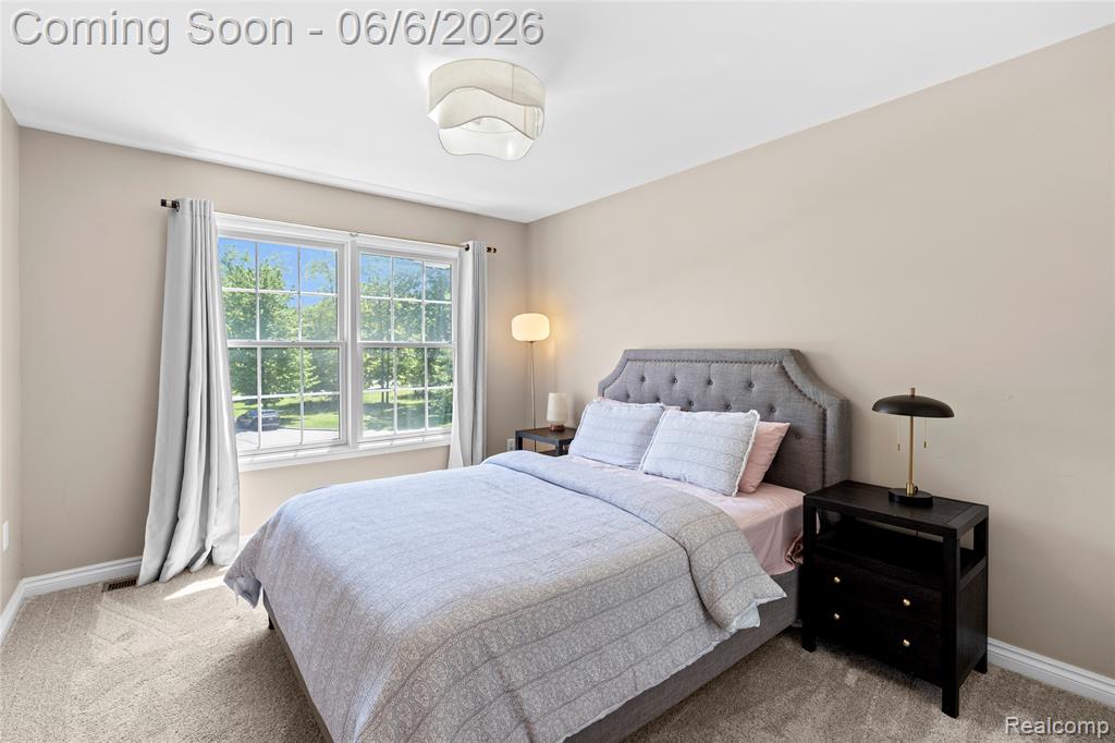 10242 Beacon Court, Grand Blanc, MI 48439 — Photo 41