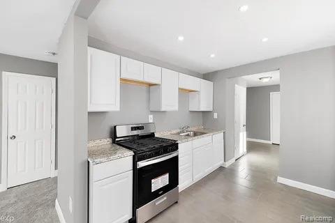 2065 Morris Avenue, Lincoln Park, MI 48146 — Photo 4