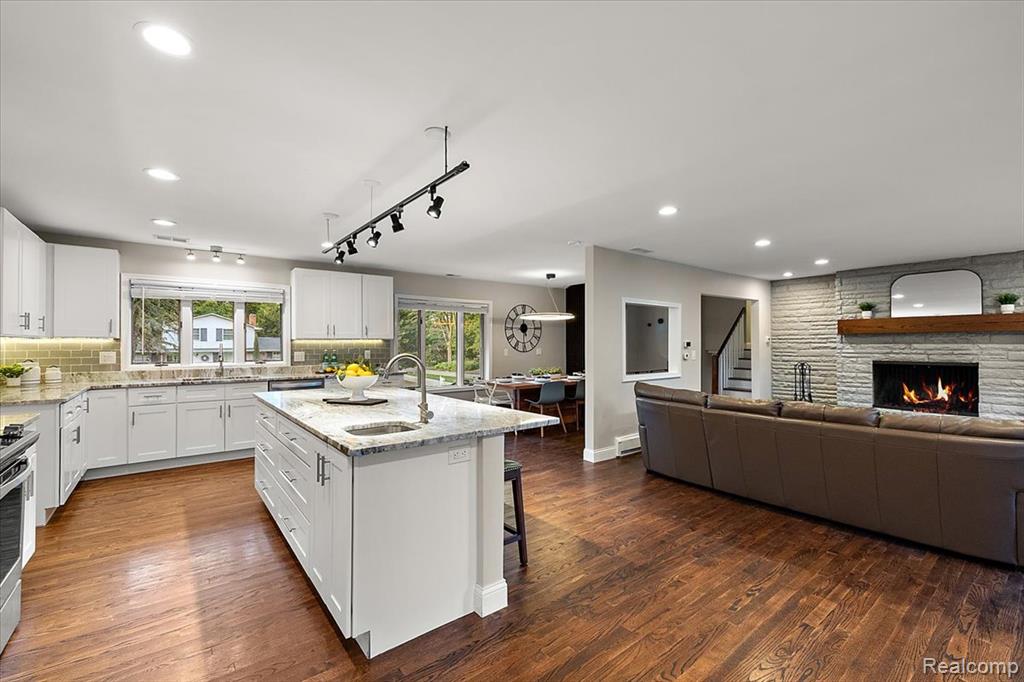 4521 Coachmaker Drive, Bloomfield Hills, MI 48302 — Photo 8