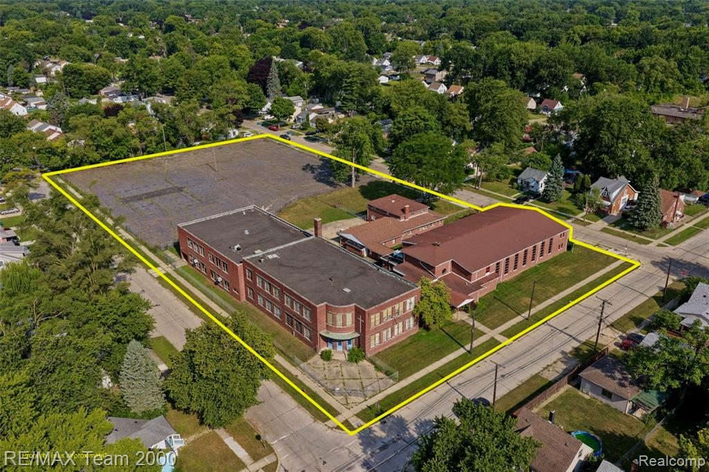 26123 McDonald Street, Dearborn Heights, MI 48125