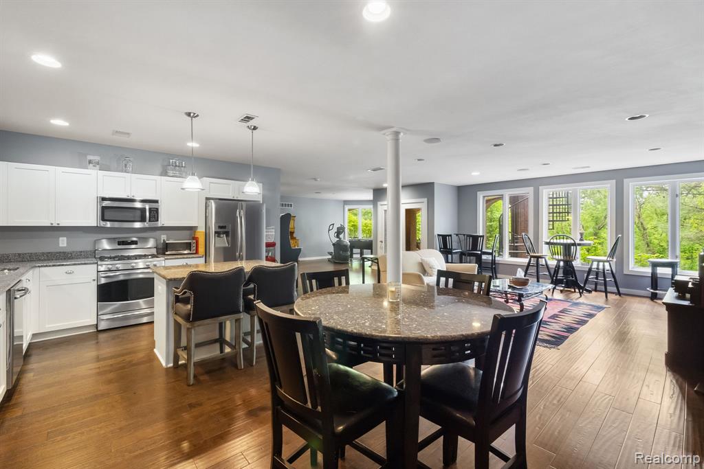 861 QUARRY, Rochester Hills, MI 48306 — Photo 42