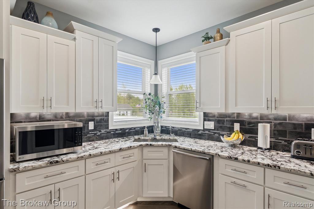 6268 Victoria Lane, Swartz Creek, MI 48473 — Photo 22