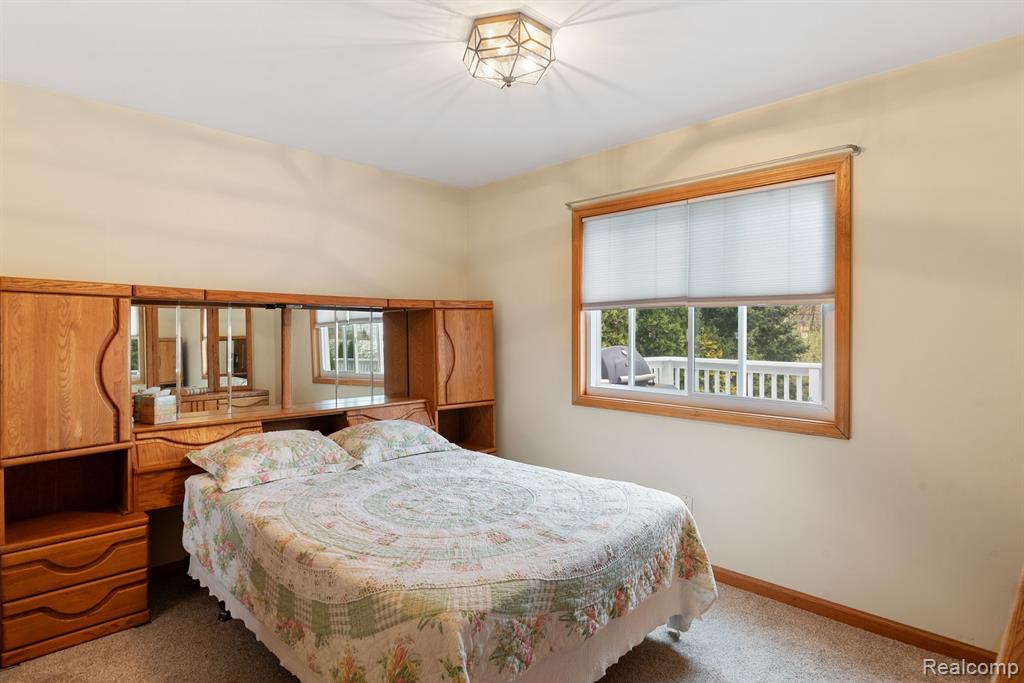 4945 WALKER Drive, Brighton, MI 48114 — Photo 16