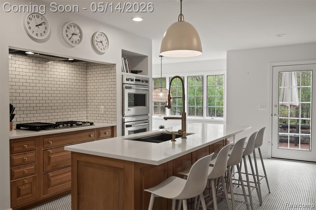 7035 Ten Hill Road, West Bloomfield, MI — Photo 11