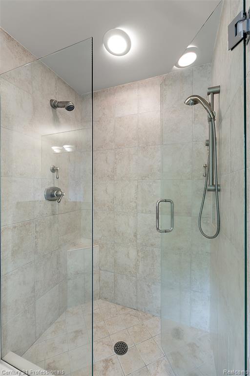 4013 Ardsley Court, Clarkston, MI 48348 — Photo 21