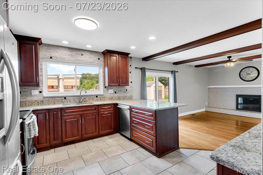 5063 Abington Drive, Troy, MI 48085 — Photo 11