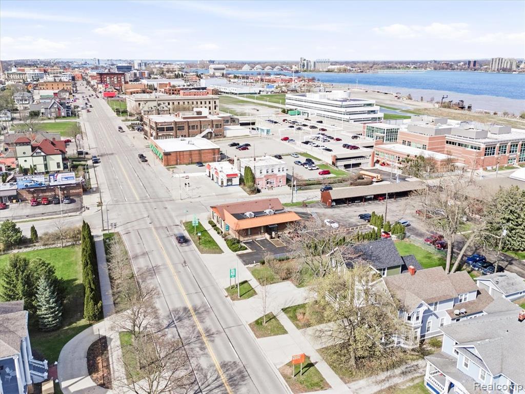 1618 MILITARY Street, Port Huron, MI 48060 — Photo 40