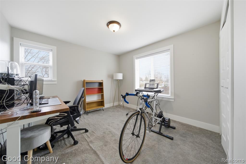 568 E Coy Avenue, Hazel Park, MI 48030 — Photo 22