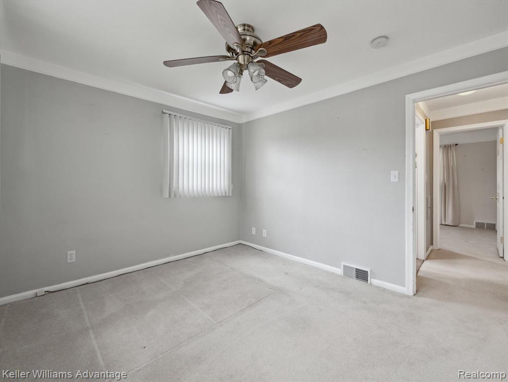 6634 HAWTHORNE Street, Garden City, MI — Photo 16