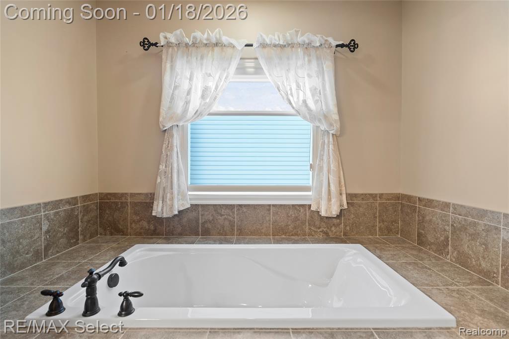9305 Vassar Road, Grand Blanc, MI 48439 — Photo 33